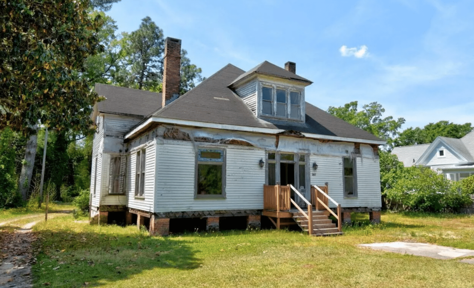 c.1909 North Carolina Fixer Upper With Original Elements $49K